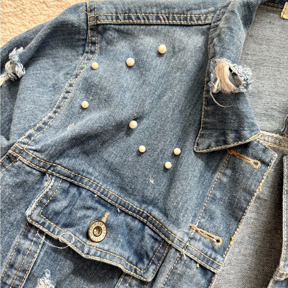 Blue Distressed Cropped Jean Jacket - Picture 5 of 8